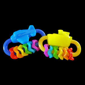 Plastic links filled with mini wiggle rings & fun shaped bead. Lightweight foot toys for small & medium parrots. Package contains 3 toys.  Each toy measures approx 1-3/4" in length.