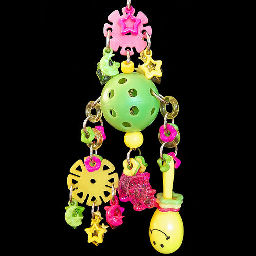 Lots of brightly colored acrylic charms and rings, a mini maraca, spin wheels and large crystal charm hanging from a perforated golf ball base with nickel plated hardware. This toy has lots of movement with many parts to shake and rattle! Designed for small to gentle intermediate sized birds. Available in assorted color combinations.  Hangs approx 8-1/2